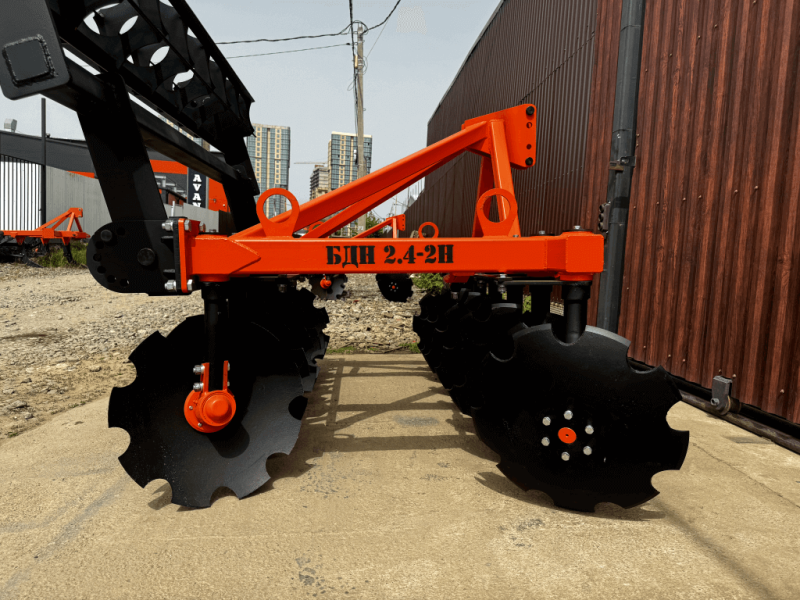 Борона дисковая навесная БДН 2,4х2Н, 14 рабочих органов купить в Астрахани  – «БДН-АгроКубань», 14