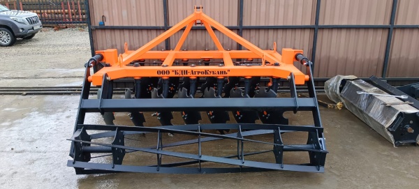 Борона дисковая навесная БДН 2,4х2Н с амортизаторами катка, 14 рабочих органов купить в Астрахани  – «БДН-АгроКубань», 2