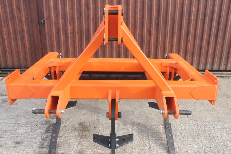 Плуг чизельный ПЧН-1,6 с зубчатым катком купить в Астрахани  – «БДН-АгроКубань», 5