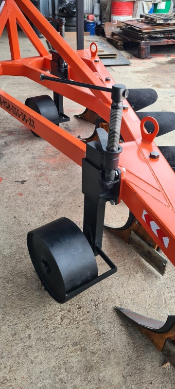 Плуг отвальный ПЛН 5-35 (5 корпусов) купить в Астрахани  – «БДН-АгроКубань», 7