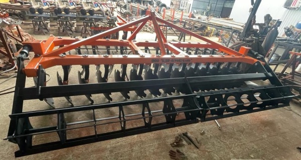 Борона дисковая навесная БДН 4х2Н, 26 рабочих органов купить в Астрахани  – «БДН-АгроКубань», 2
