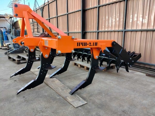 Плуг чизельный навесной ПЧН-2,1Н с зубчатым катком купить в Астрахани  – «БДН-АгроКубань», 3