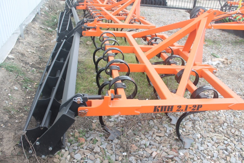 Культиватор универсальный марки КПН 2,1-2Р, 11 рабочих органов купить в Астрахани  – «БДН-АгроКубань», 2