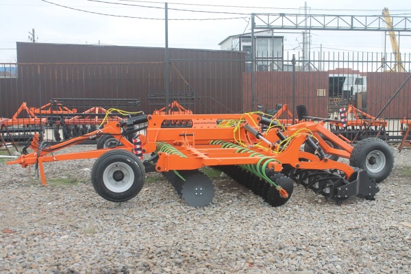 Лущильник мульчировщик дисковый прицепной «АВРОРА» ЛД-5Б, 40 рабочих узлов купить в Астрахани  – «БДН-АгроКубань», 2