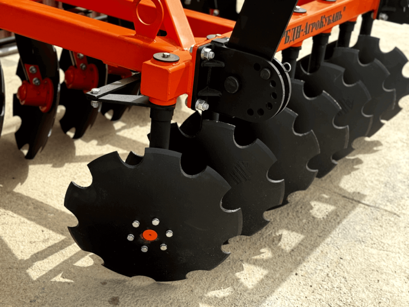 Борона дисковая навесная БДН 2,4х2Н, 14 рабочих органов купить в Астрахани  – «БДН-АгроКубань», 7