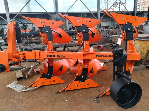 Плуг навесной оборотный 3/35 купить в Астрахани  – «БДН-АгроКубань», 4