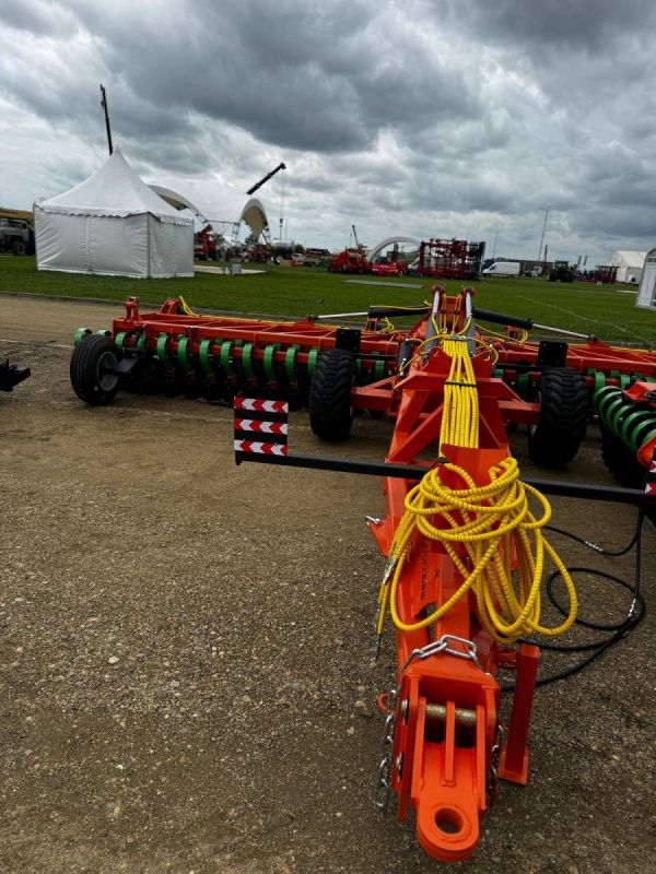 Лущильник мульчировщик дисковый прицепной «АВРОРА» ЛД-8Л (евро-складывание) ЛАФЕТ купить в Астрахани  – «БДН-АгроКубань», 4